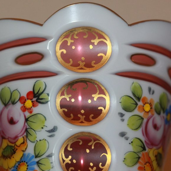 Bohemian Czech Red to White Cased Glass Vase Hand Painted Flowers LOT 8150 - Picture 4 of 7